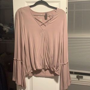 flared shoulder long sleeve